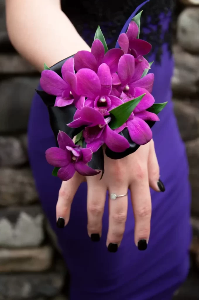 pulseras para damas de honor morado